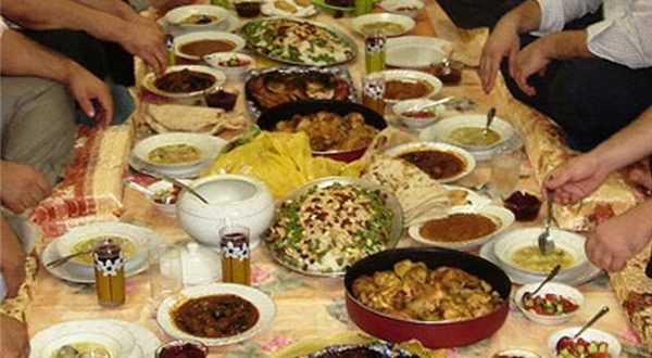 سنت های «کلوک اندازون»و«روز والون»شیرازی‌ها در ماه مبارک رمضان- پایگاه اینترنتی دانستنی ایران