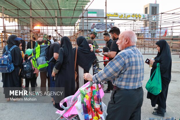 تردد زائران در خوزستان در آستانه نیم میلیونی شدن/ حرکت روان است